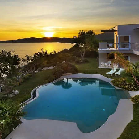 Apartment Detache With Sea View