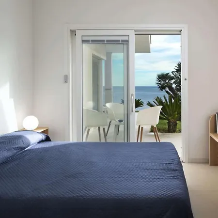 Detache With Sea View Apartment