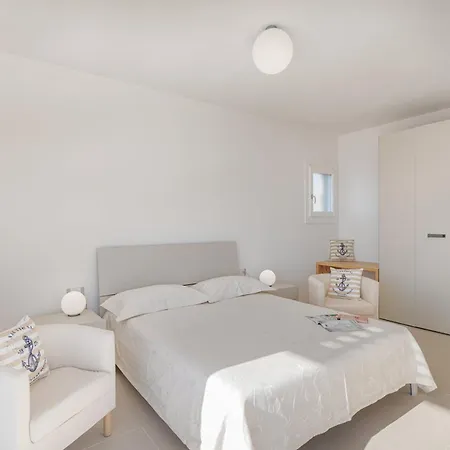 Detache With Sea View Apartment